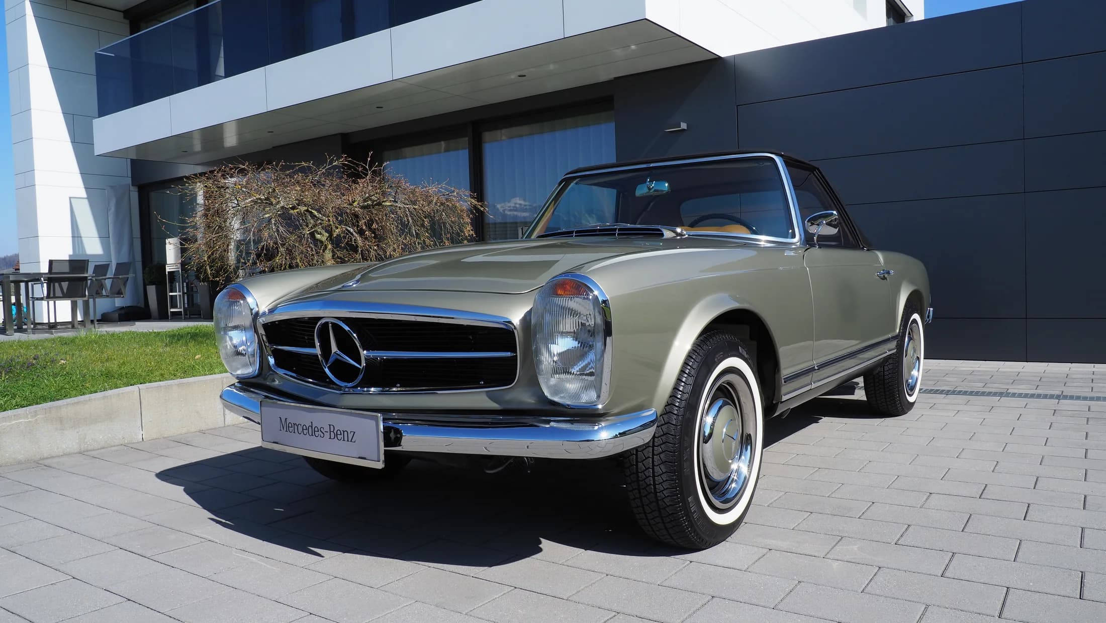 Mercedes Benz 250 SL